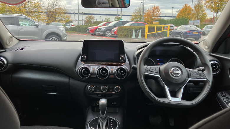 Nissan Juke 1.0 DiG-T 114 Acenta 5dr DCT Petrol Hatchback